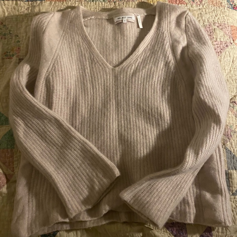 Beautiful helmut lang light pink cashmere & wool sweater